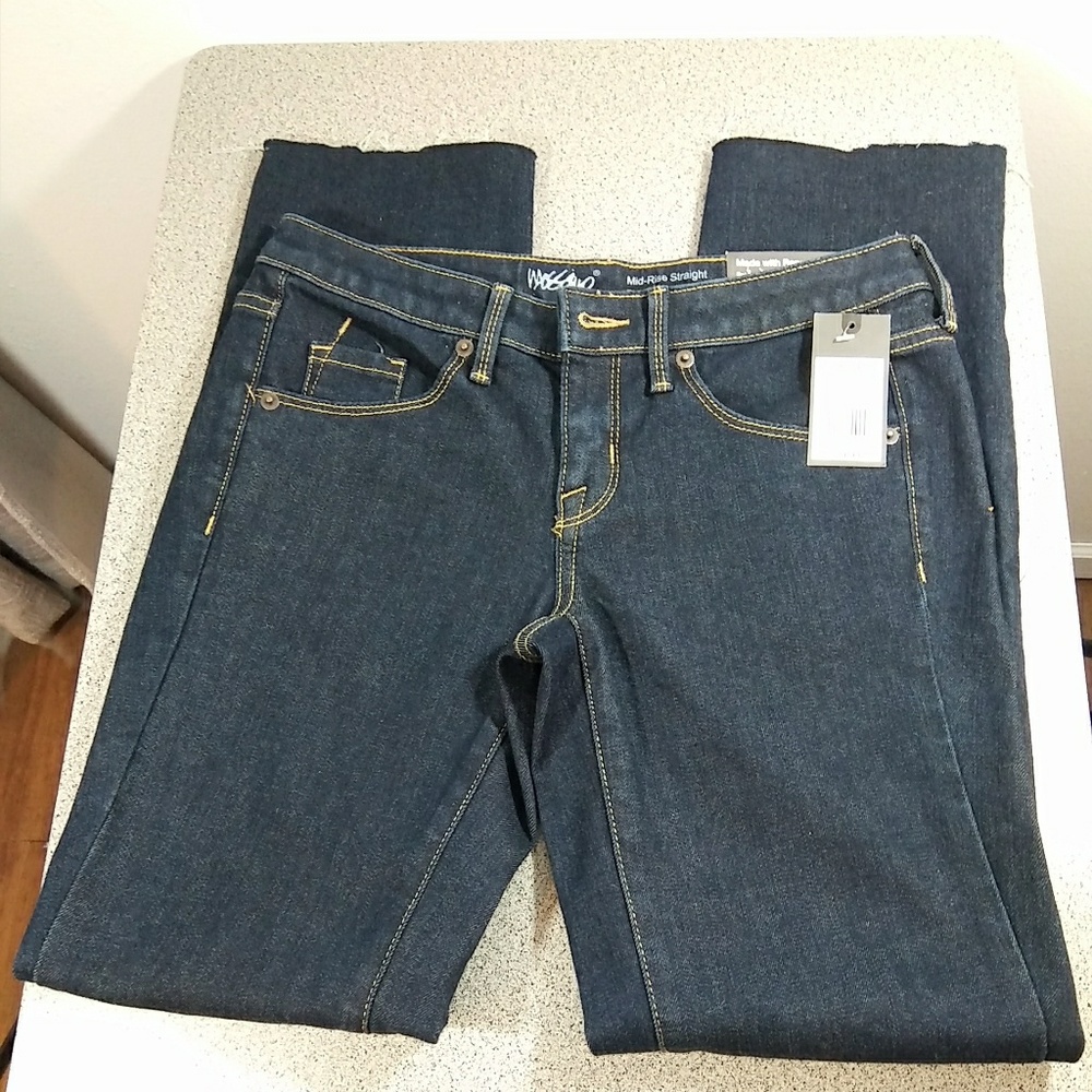 Mossimo Mid Rise Straight Leg Raw Hem Crop Jeans